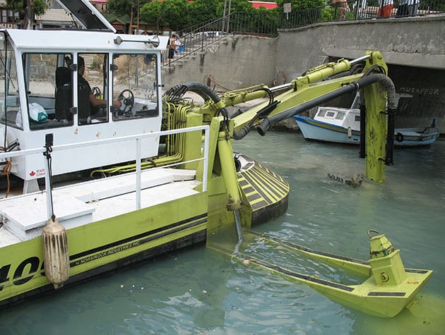 AMPHIBEX | The most versatile and complete range of amphibious dredgers in the world.