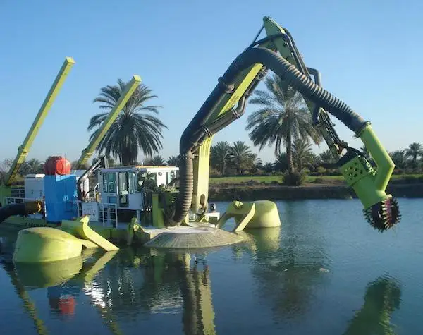 AMPHIBEX | The most versatile and complete range of amphibious dredgers in the world.